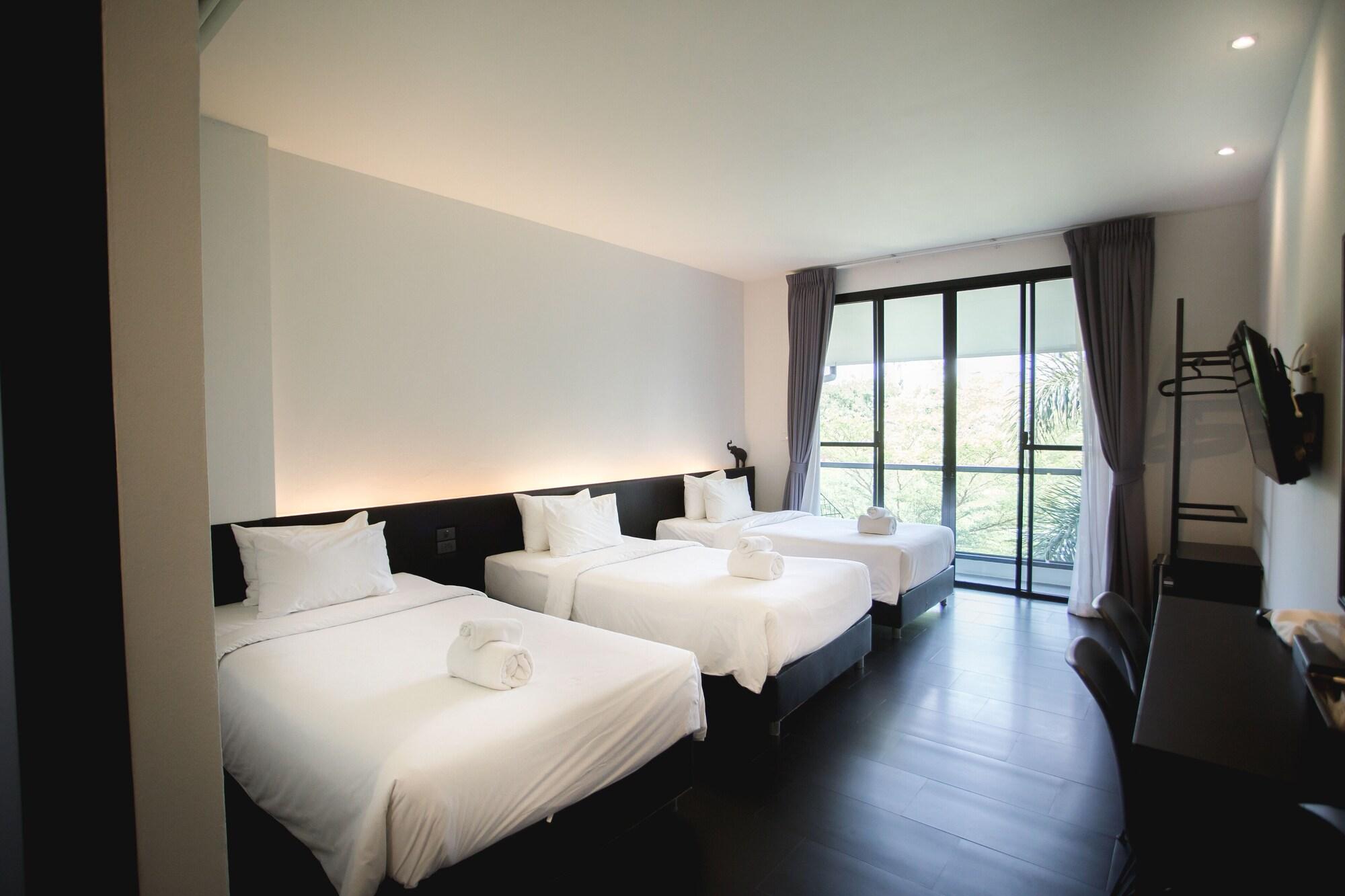 Iwualai Hotel Чиангмай Экстерьер фото