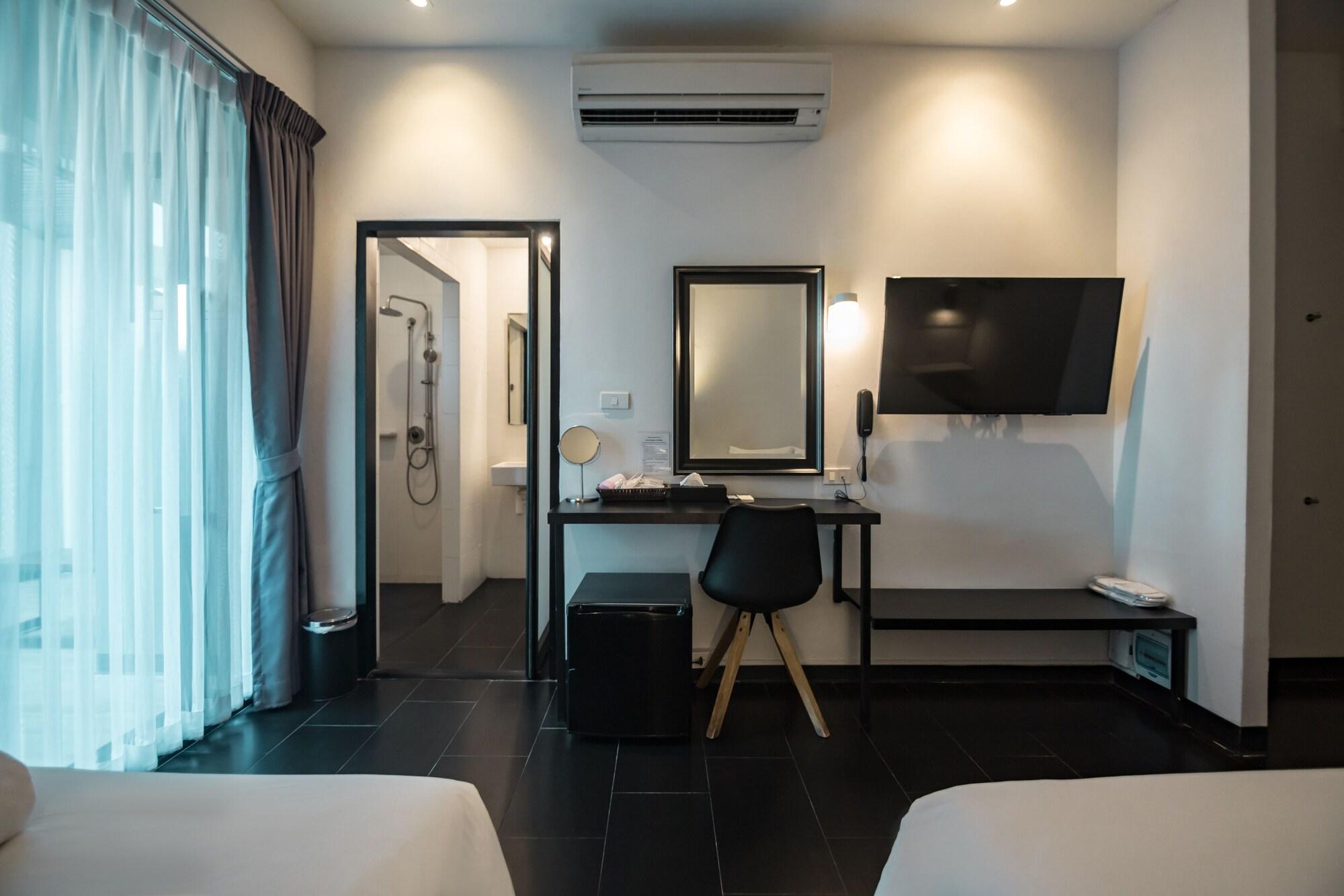 Iwualai Hotel Чиангмай Экстерьер фото